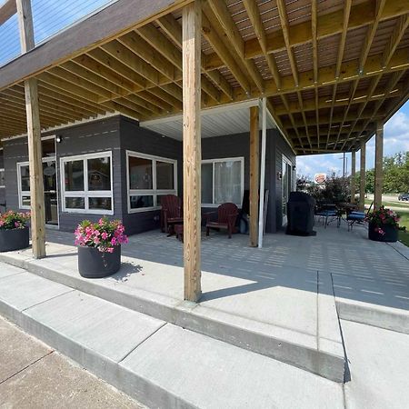 3 Bedroom Condo With Lake Pepin Views With Access To Shared Outdoor Pool Lake City Extérieur photo